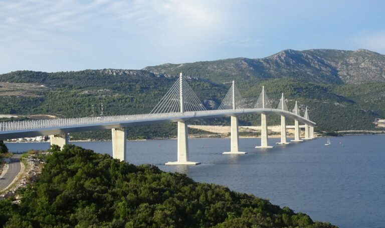 Kroatiens Vorzeige-Bauwerk zeigt erste Risse – Sanierung startet